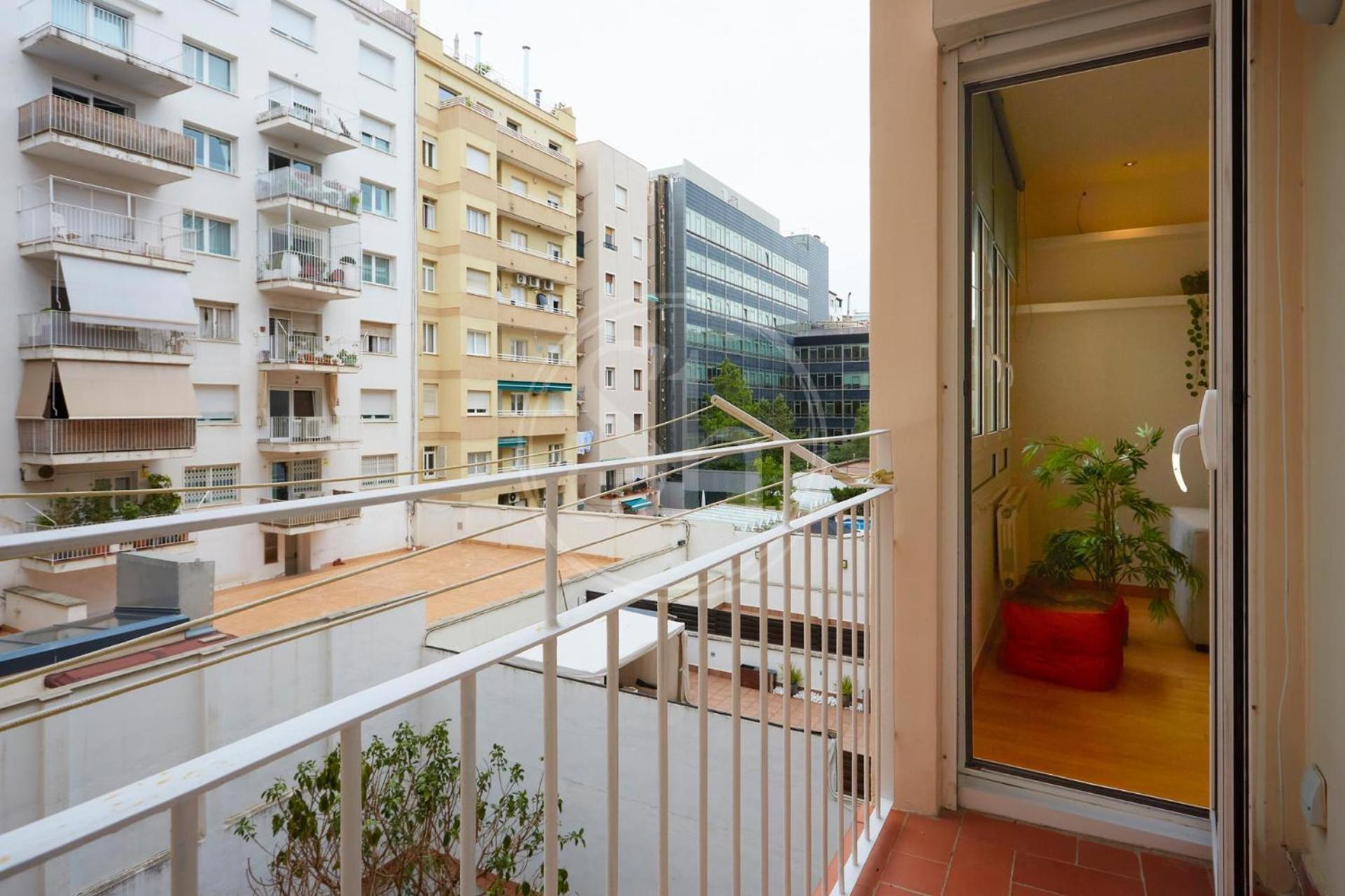 Piso Familiar Cerca De Diagonal Appartamento Barcellona